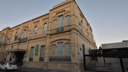 Alto Verde: un hombre fue apuñalado y acusó a una de sus parejas