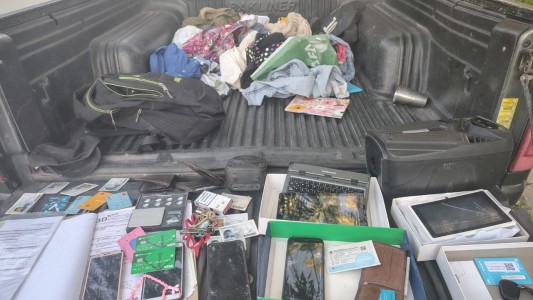 Interceptaron en Santa Fe un auto robado y detuvieron a cinco personas