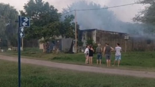 Bomberos lograron sofocar un incendio de proporciones en Constituyentes