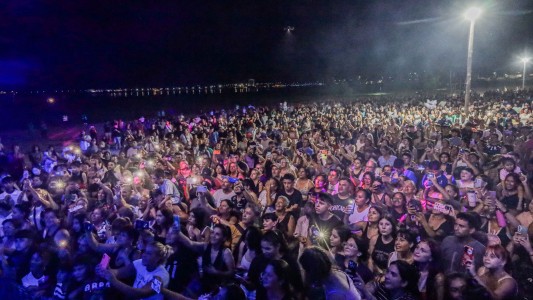 Los santafesinos disfrutaron la Laguna con música, emprendedores y buena gastronomía