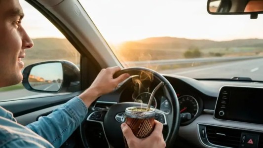 Mate al volante: en qué provincias está prohibido y puede costar una multa