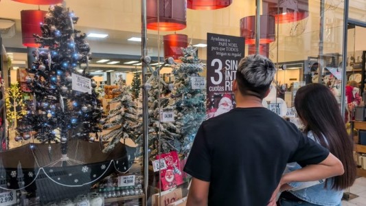 Sufre el bolsillo en las fiestas: ¿cuánto se encareció la canasta navideña?