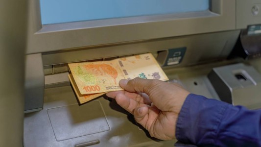 Comienza el pago de sueldos a estatales: Repasá el cronograma completo