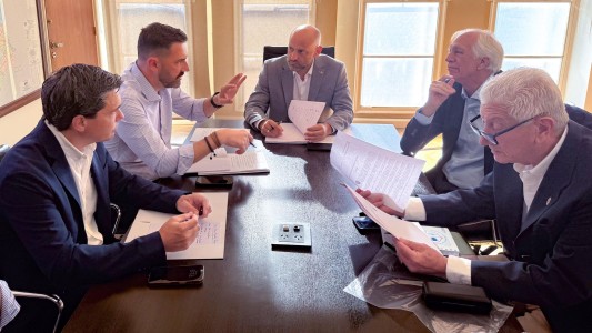 Santa Fe y Entre Ríos coordinan por primera vez la regulación de la pesca en el Paraná