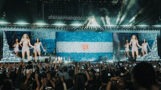 Shakira brilló en su segundo show en Vélez y cantó “Acróstico” con sus hijos