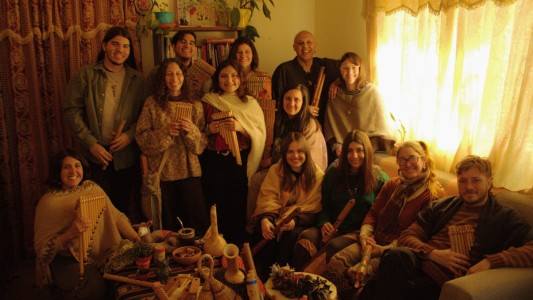 La agrupación Casa del Viento presenta “Ariel en Los Andes” en la Estación Belgrano