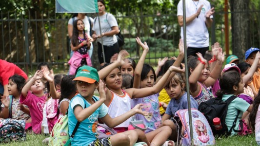 Capacitan al personal de colonias municipales para promover la vacunación