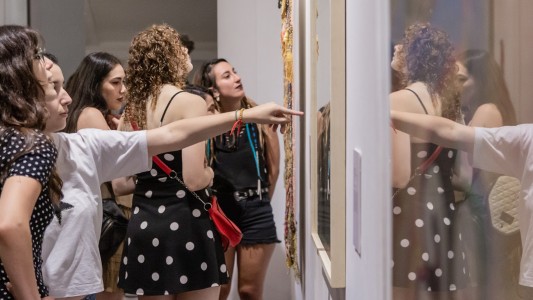 Invitan a cuatro recorridos temáticos por el Salón Anual Nacional