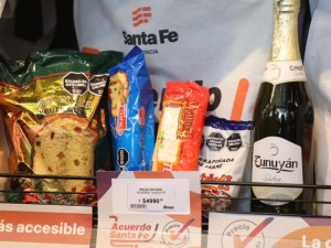 Presentan en Santa Fe la Canasta Navideña Promocional