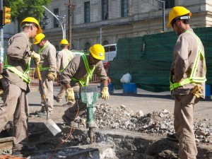 Rehabilitación del colector general cloacal: se avanza en la obra sin corte de tránsito