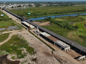 Por la crecida del río Salado, reprograman una etapa clave del puente Santa Fe–Santo Tomé