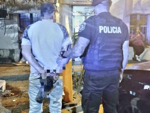 Violó una medida de restricción, amenazó a su ex pareja y se presentó en la comisaría para insultarla