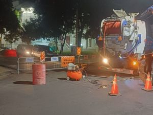 Barrio Sur: Aguas Santafesinas reparó el hundimiento en calle 3 de Febrero