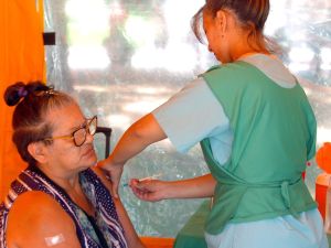 Se retoma la vacunación en la Plaza del Rosario