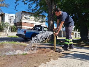 Se iniciaron tareas de mantenimiento de la red de agua potable de la ciudad