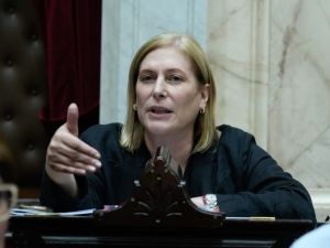 Gisela Scaglia criticó a Milei por respaldar a Adorni en el Congreso