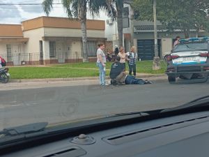 Murió una mujer en el Hospital Cullen tras ser embestida en Av. General Paz y Llerena