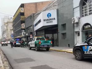 Una mujer agredió a un empleado municipal de Tránsito en pleno centro