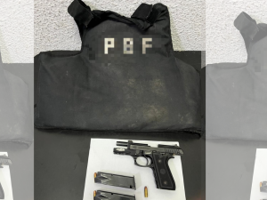 Persecución nocturna en Santa Fe: detuvieron a un hombre con un arma