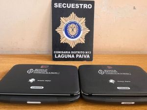 Recuperaron netbooks robadas a la Escuela Mariano Moreno y detuvieron a un sospechoso