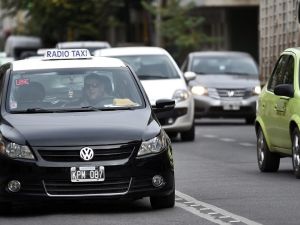 Aumentan las tarifas del servicio de taxis en la ciudad de Santa Fe