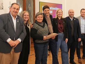 Entregaron escrituras a vecinos de Santo Tomé y Santa Fe