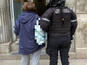 Detuvieron a una mujer por el robo de un celular en pleno centro de Santa Fe