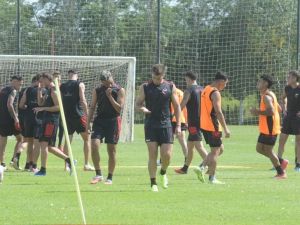 Medrán piensa en el reemplazante de Lértora para el partido del domingo