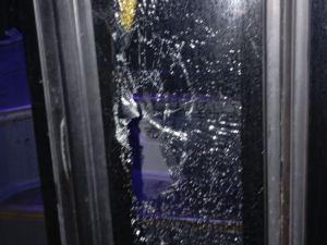 Inseguridad en Santa Fe: atacaron a piedrazos a un colectivo de la Línea 8