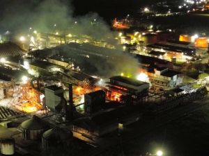 Controlaron incendio en planta industrial de Vicentin en Ricardone