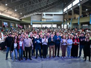 El socialismo festejó la fecha patria con una tallarinada multitudinaria