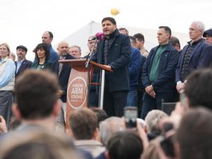 Bajar las retenciones y la tasa de interés, el pedido de Pullaro al gobierno nacional en Agroactiva