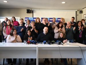 Llega la Carpa Blanca de los docentes con un festival en favor de la escuela pública