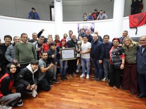 El "Pulga" Rodríguez fue reconocido en el Concejo Municipal como “Deportista destacado”