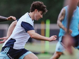 Con Julián Álvarez a la par, la Selección argentina se entrenó de cara al debut en el Mundial