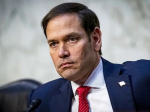 Estados Unidos descarta gobernar Venezuela, pero ratifica la “cuarentena petrolera”