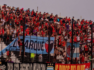 Colón podría llevar hinchas visitantes ante Chaco For Ever