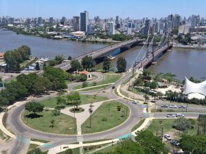 El fin de semana largo inicia con sol y calor en la ciudad de Santa Fe