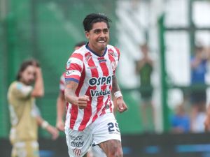 Unión venció 3-1 a Sarmiento en Junín y se metió en zona alta de la Zona A