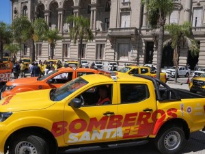 Entregan equipamiento para combatir incendios forestales en la provincia