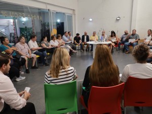 El intendente Poletti mantuvo encuentrocon vecinalistas del Distrito Suroeste