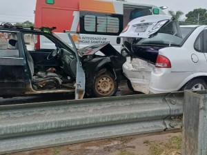Triple choque en la Ruta 1 bajo la lluvia generó demoras en el tránsito
