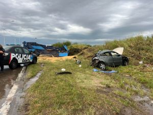 Un muerto en Circunvalación Oeste tras el choque de un camión y un auto