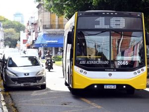 Marzo comienza con aumento del boleto de colectivos en Santa Fe