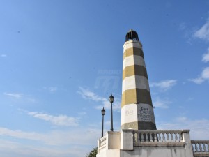 Dos jóvenes fueron baledos en la zona del faro de la costanera santafesina