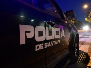 Chocó un patrullero en pleno operativo: internaron a los policías