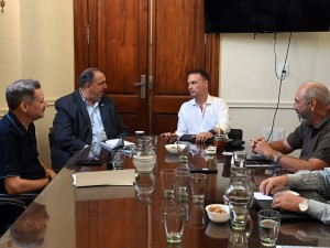 Municipio y Provincia avanzan en las gestiones para la provisión de agua potable en Las Paltas