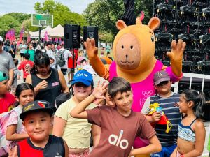 Las colonias de vacaciones de la ciudad visitaron el Tour Suramericano