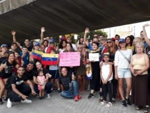 Venezolanos en Santa Fe se movilizan para celebrar la captura de Nicolás Maduro